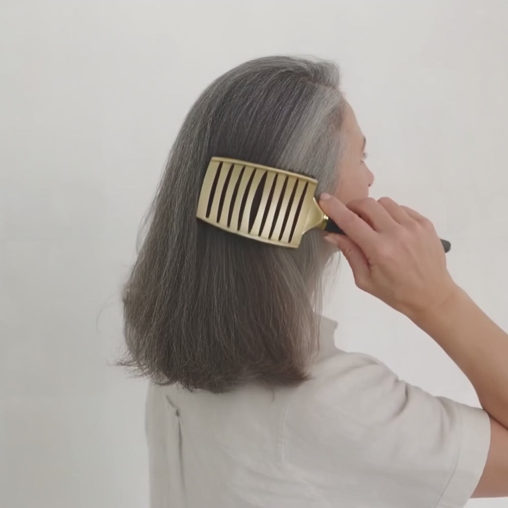 Démonstration brosse démêlante GMH — brossage doux anti-casse